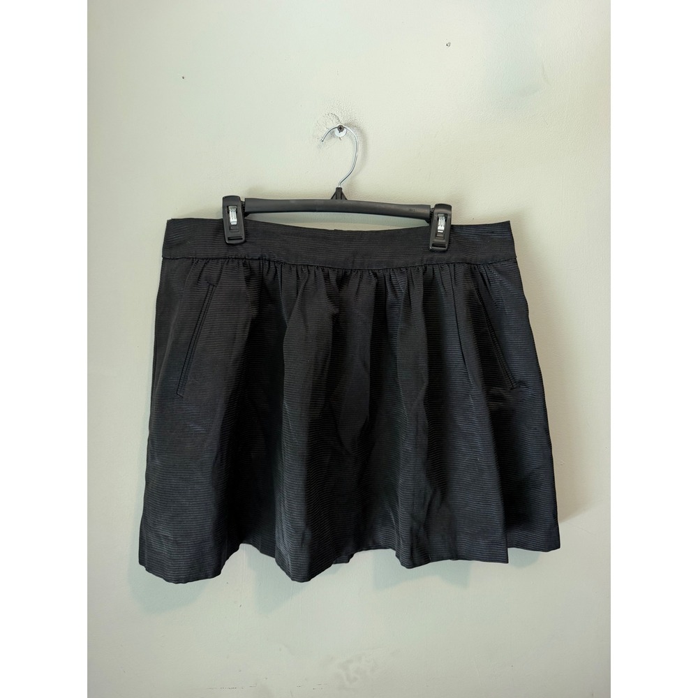 Banana Republic Black Ribbed Textured Mini Skirt with Pockets Size 16